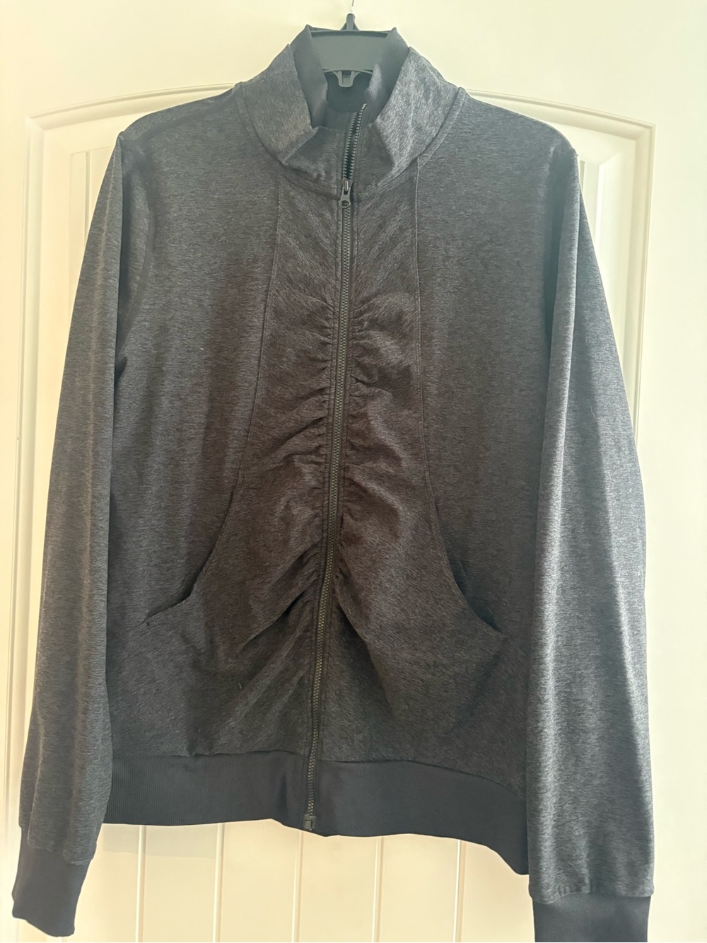 Zelle Women's Charcoal Zip-Up Lightweight Jacket